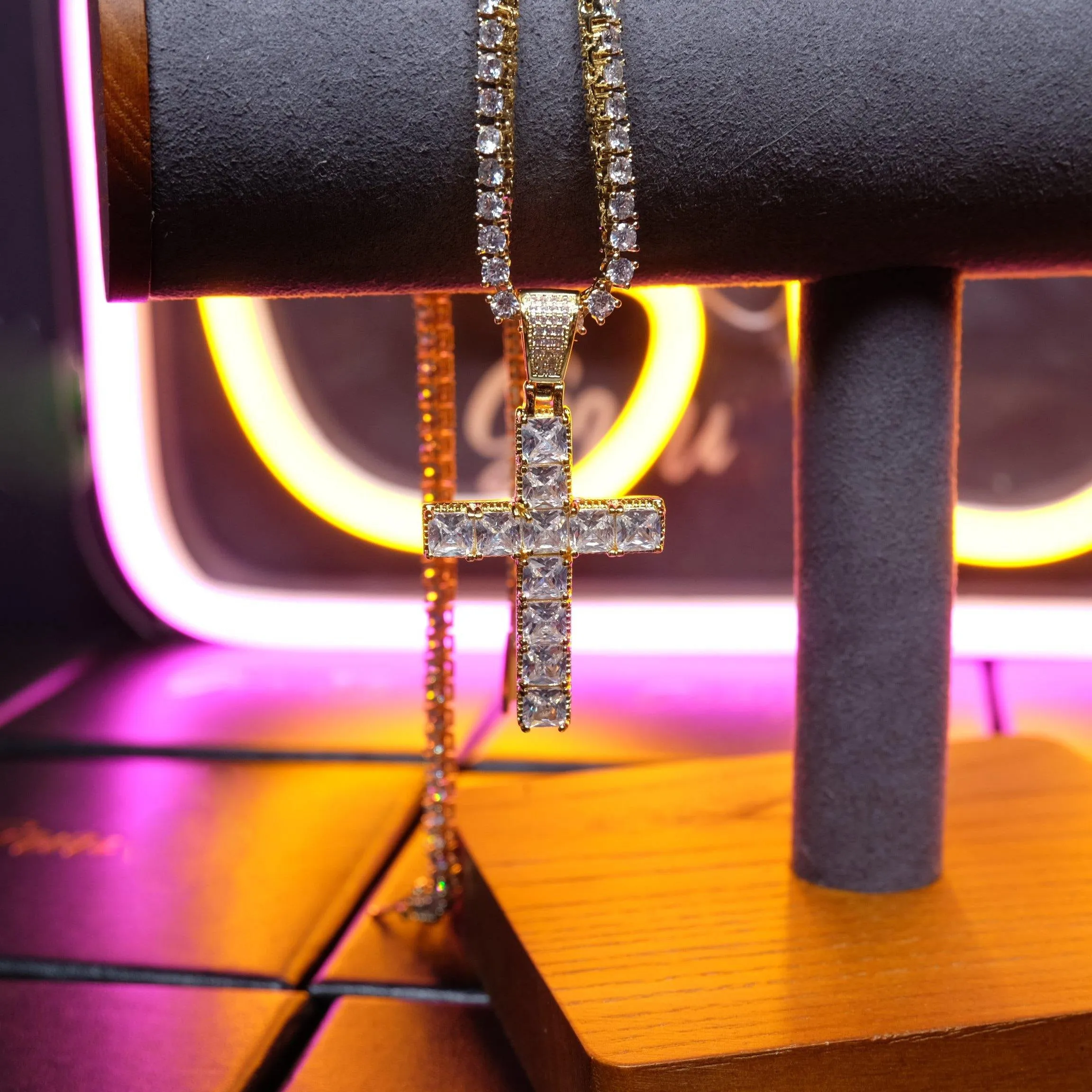 18k Gold-Plated CZ BlingBling Cross Hip Hop Pendant (With Chain)